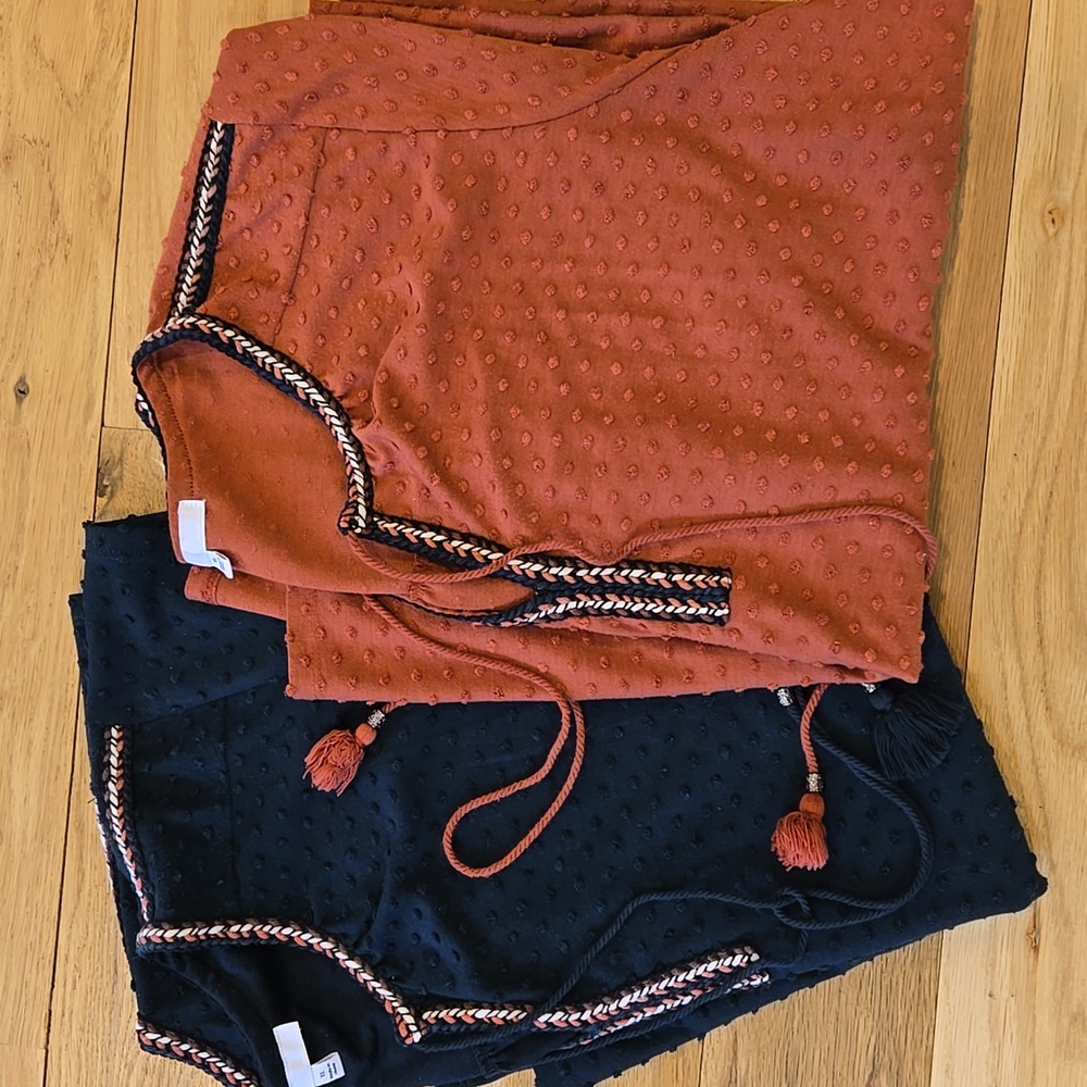 DR2 Daniel Rainn Cap Sleeve Top with Tassel Detail Only Rust Color Avail XL